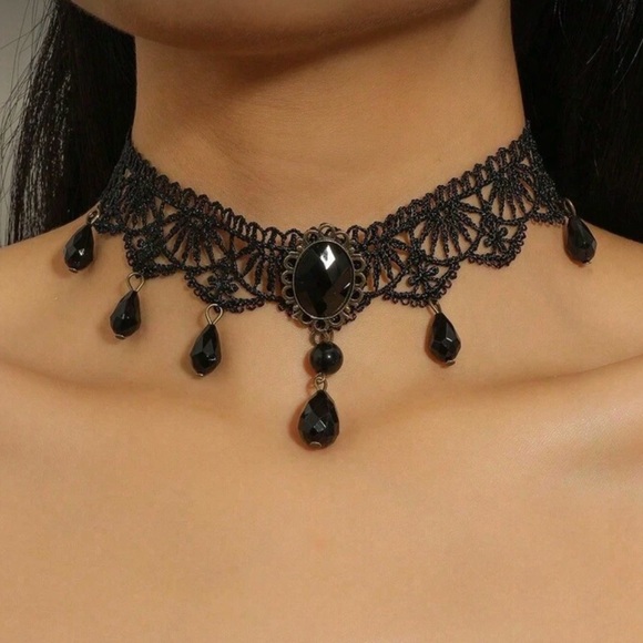 Jewelry - Black Lace Gothic Choker Necklace with Teardrop Crystals